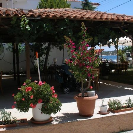 Hotel Alexandros Ormos Panagias Exterior photo