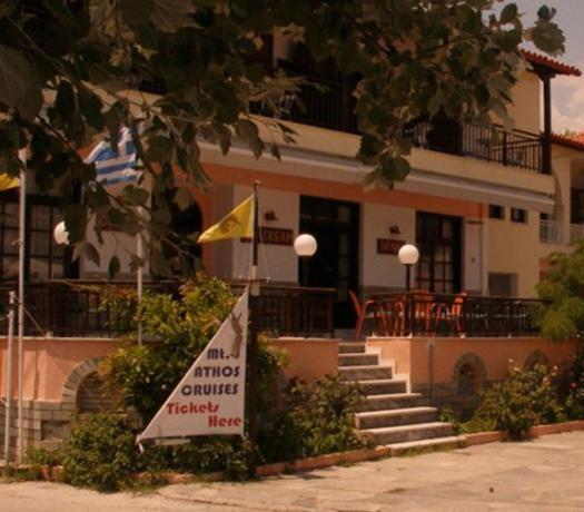 Hotel Alexandros Ormos Panagias Exterior photo